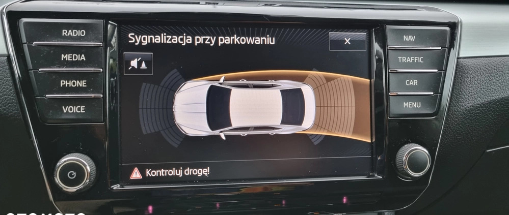 Skoda Superb cena 61900 przebieg: 298700, rok produkcji 2017 z Wojkowice małe 596